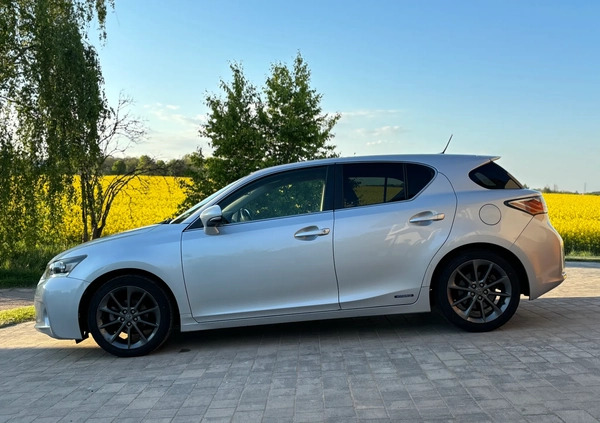 Lexus CT cena 43500 przebieg: 230000, rok produkcji 2011 z Poznań małe 232